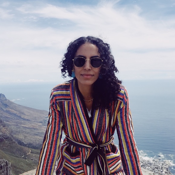 Meet your Posher, Inti - Picture 1 of 1